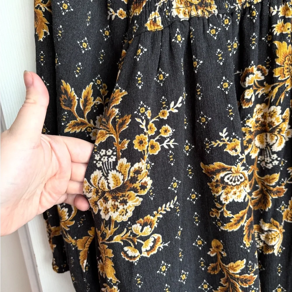 torrid Black and Gold Floral Maxi Dress - Picture 2 of 6